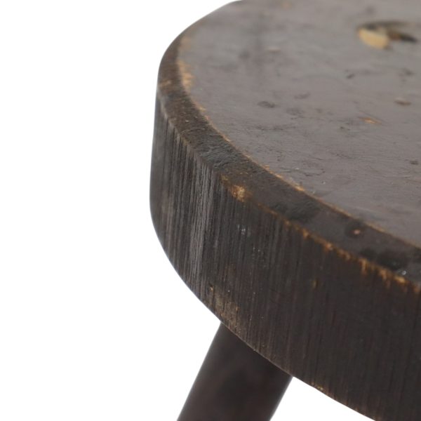 Oude Rustieke Driepoot Kruk Massief Gebeitst Hout 45cm Oude Rustieke Driepoot Kruk Massief Gebeitst Hout 45cm